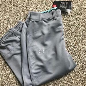 NWT Women’s under armour grey baseball pants